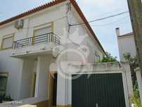 Moradia Bifamiliar T4 Em Reguengos De Monsaraz