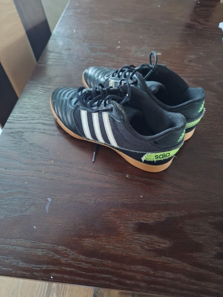 Halowki adidas 37