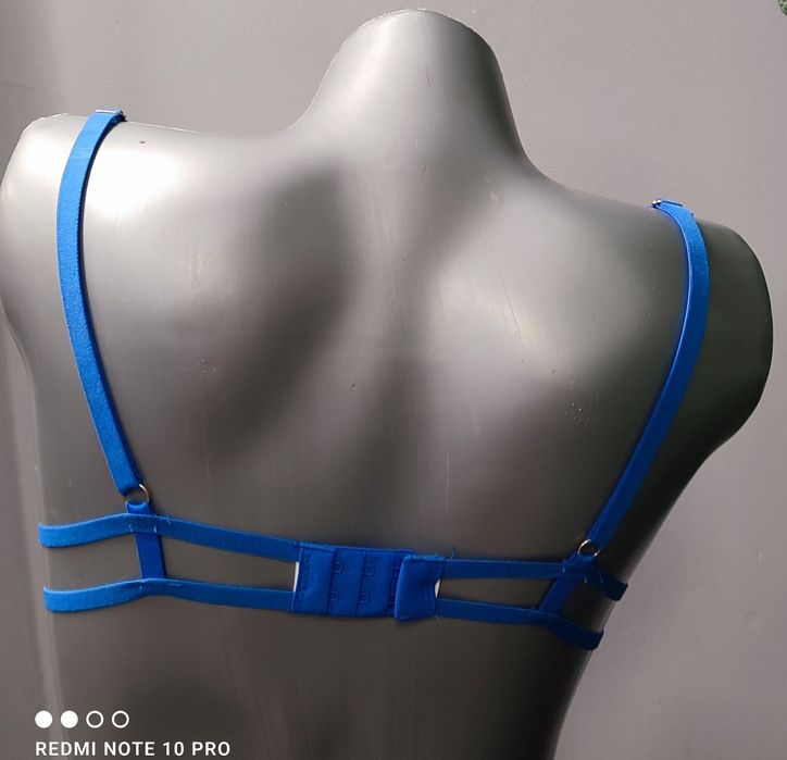 Biustonosz Primark rozm.70A.   0604