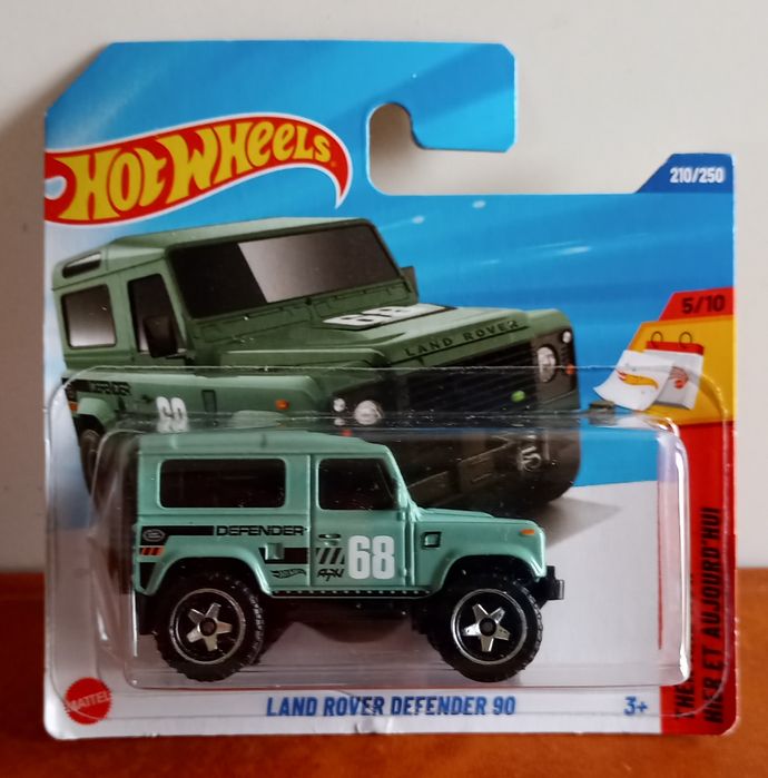 Hot Wheels Land Rover Defender 90