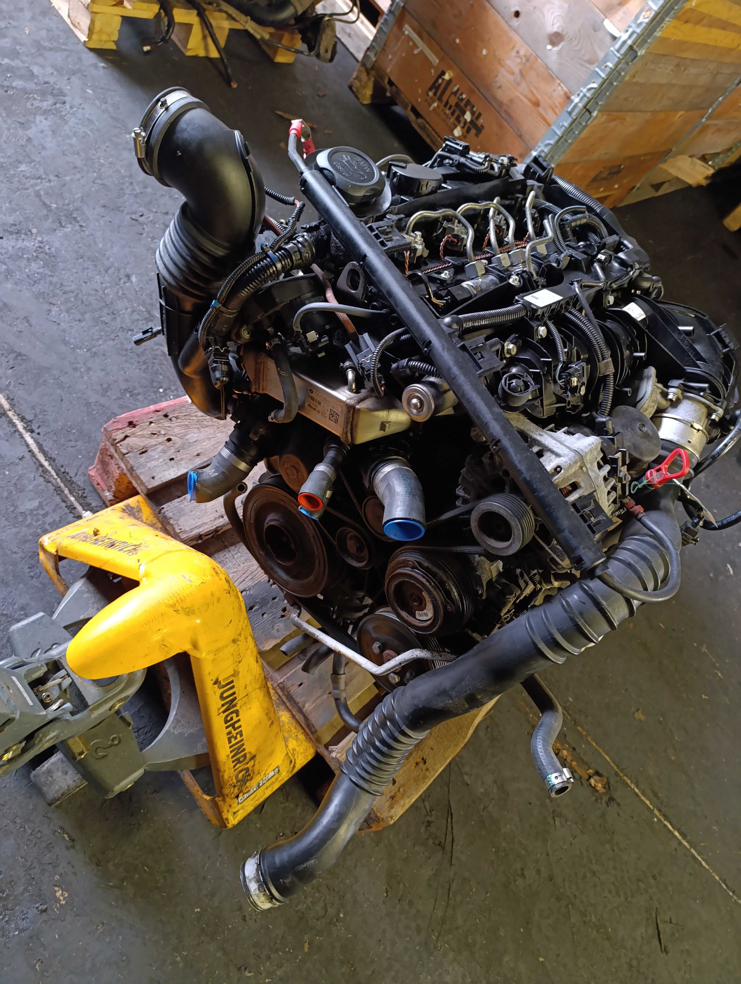 Silnik BMW E90 E91 2.0 N47 D20C kompletny z osprzętem