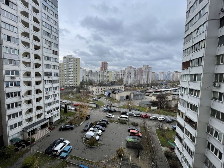 Оренда двохкімнатної, 63 м2,Харківське шоссе 56.