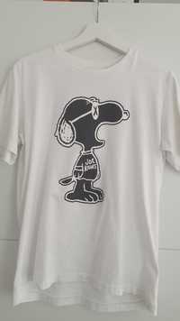 Uniqlo x Kaws x Snoopy