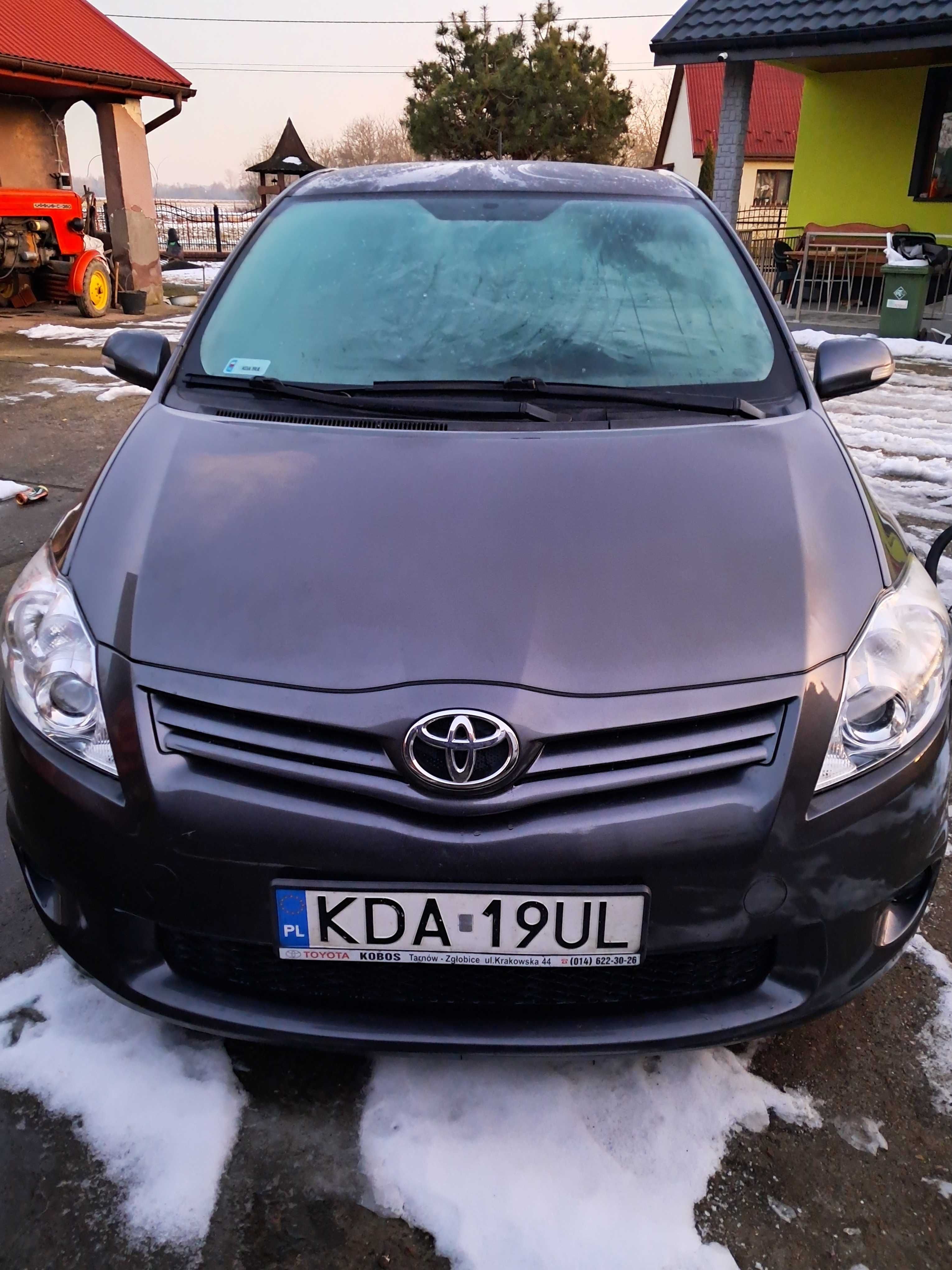 Sprzedam Toyote Auris