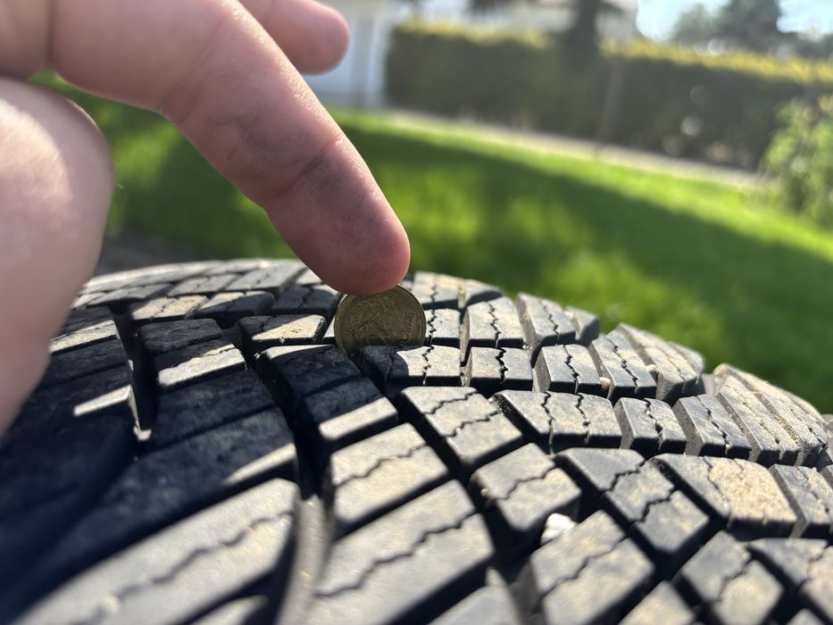 Alufelgi 16 cali 5x110 ze świeżymi oponami wielosezonowi