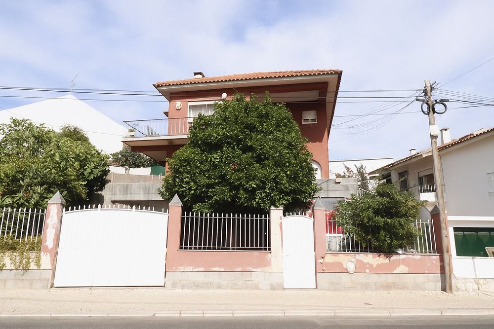 Moradia independente à venda no Pai do Vento, Alcabideche