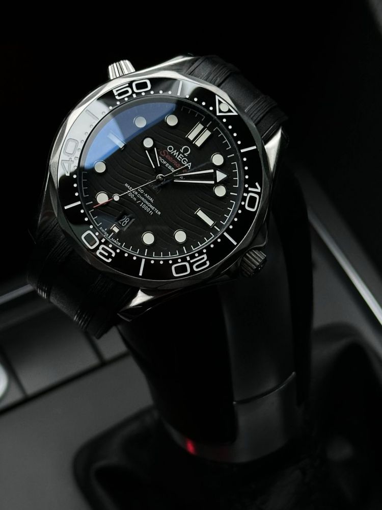 Швейцарские часы Omega Seamaster Diver 300m Black Dial