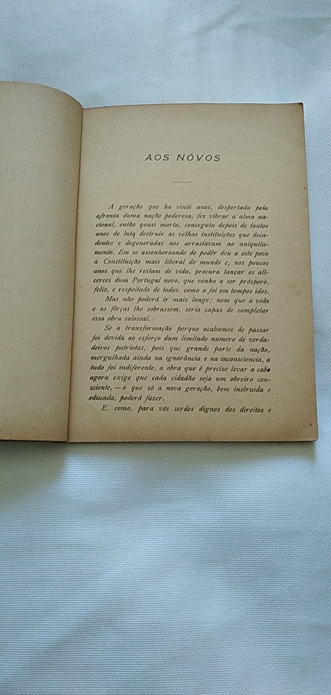 Livro Os deveres do Cidadão de 1912