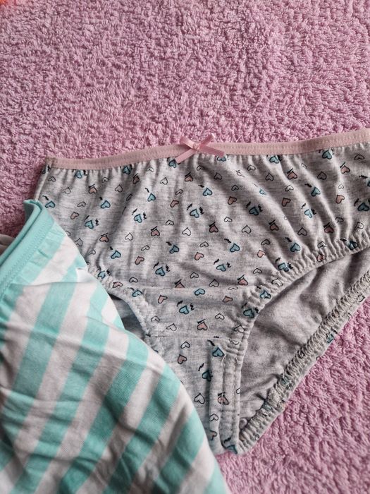 Majtki dziecięce 6,-7 lat zestaw 3szt produkt nowy