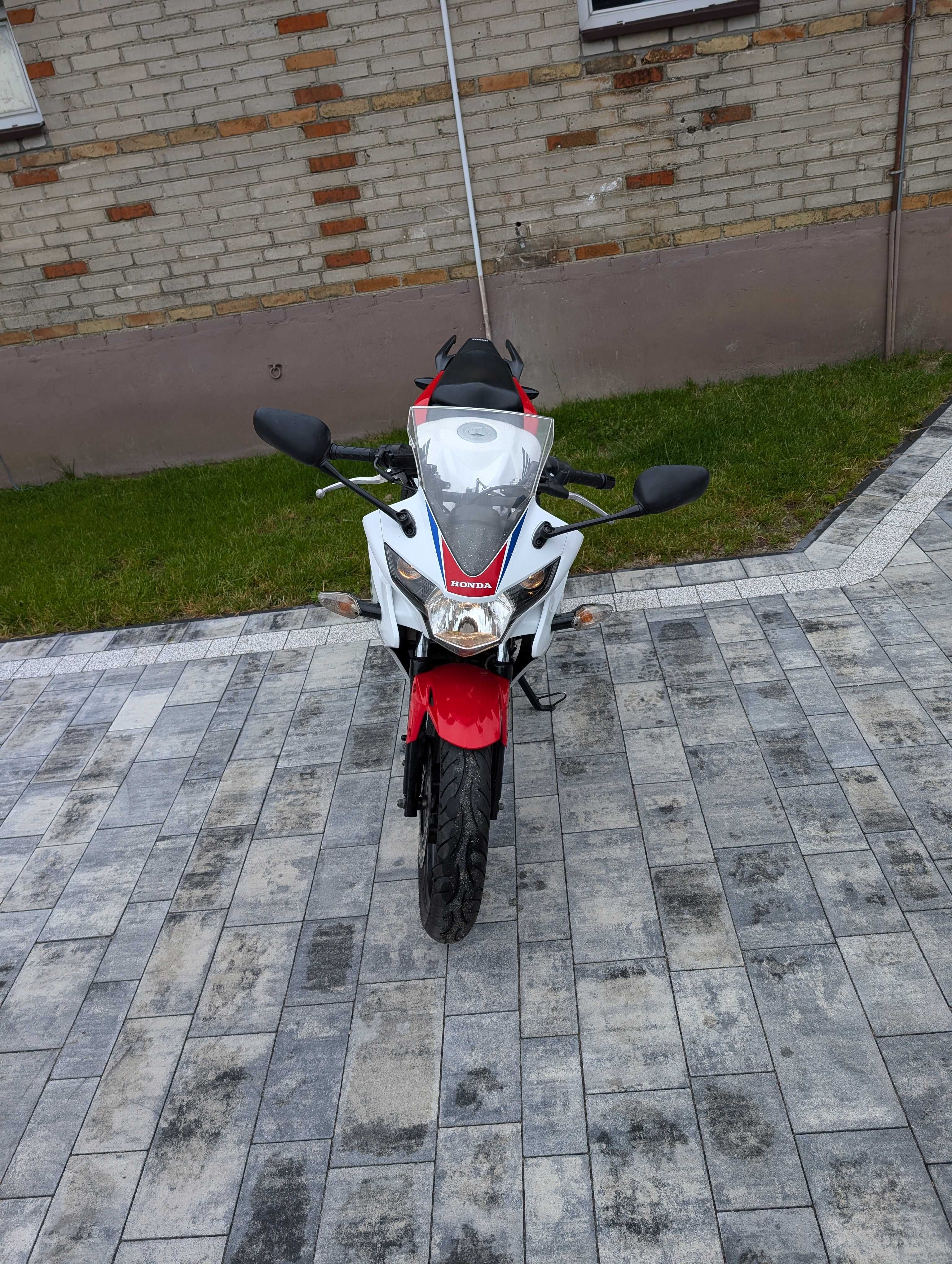 Honda CBR 125r jc50
