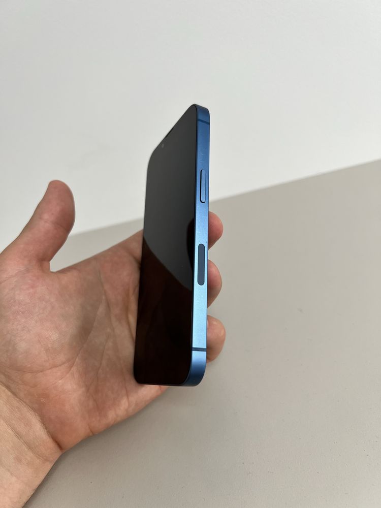 Iphone 13 128 GB R-Sim Стан Нового