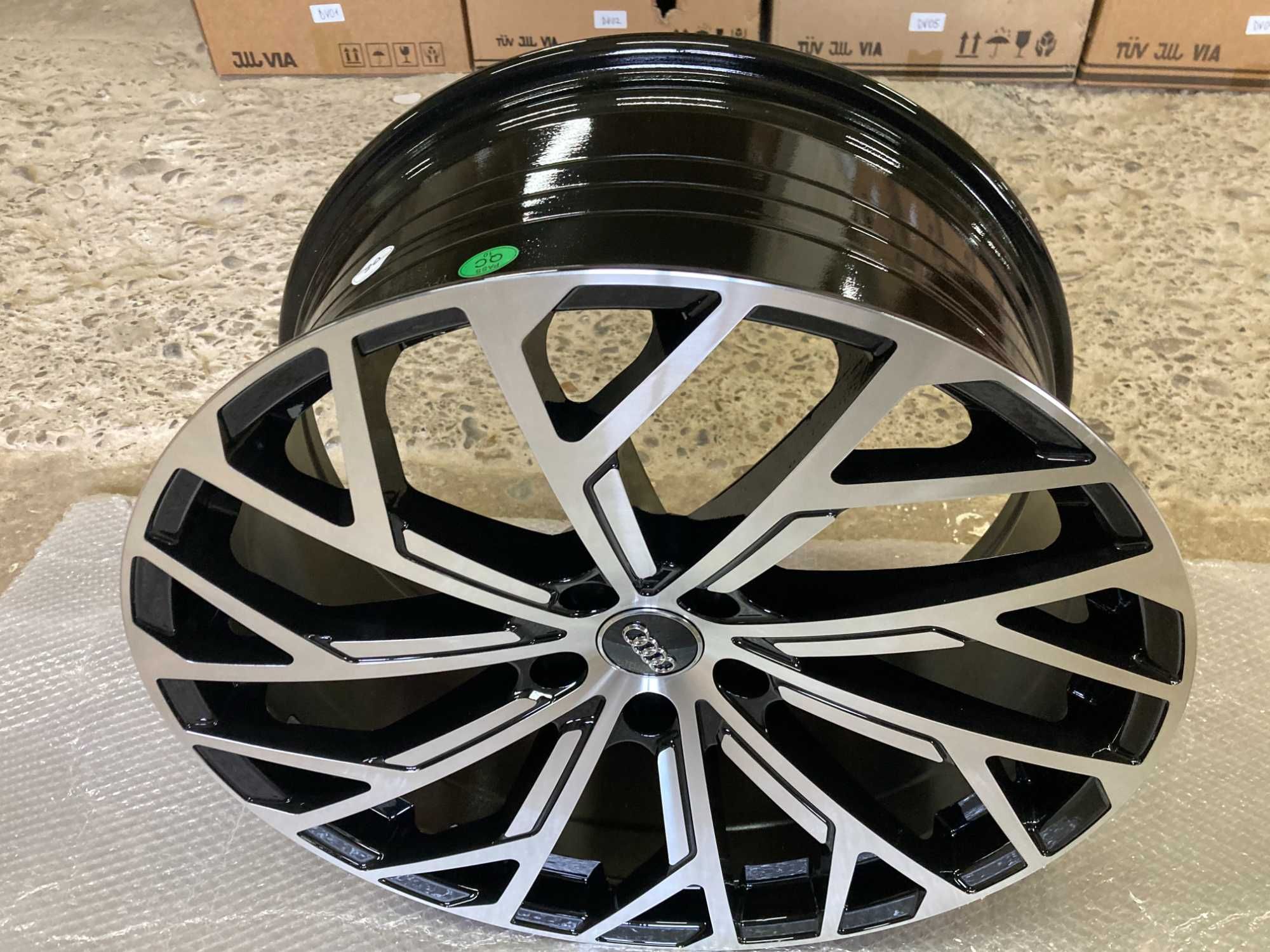 Диски новые разноширокие R20 5-112 Audi