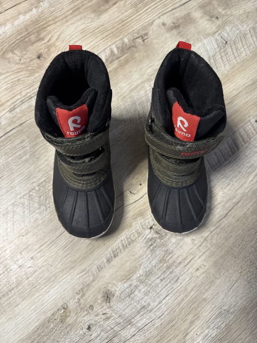 Продам детские сапожки REIMA