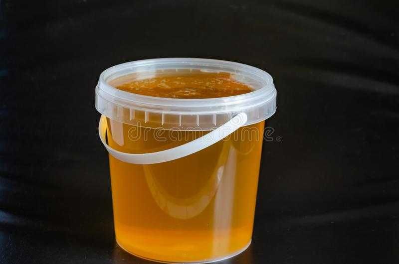 Свіжовикачаний мед (Липа - Акація) 2023 року