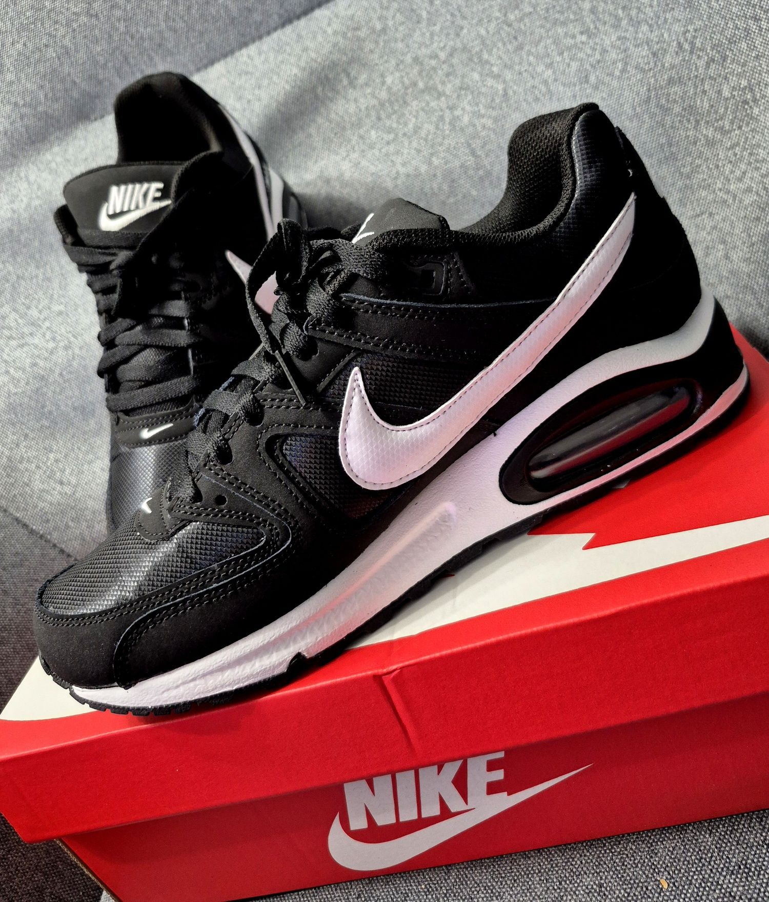 Nowe buty Nike Air Max Command rozmiar 42 (27cm) czarne