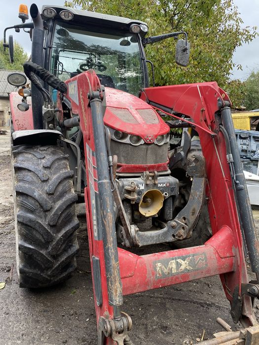 Massey Ferguson 5613 tur
