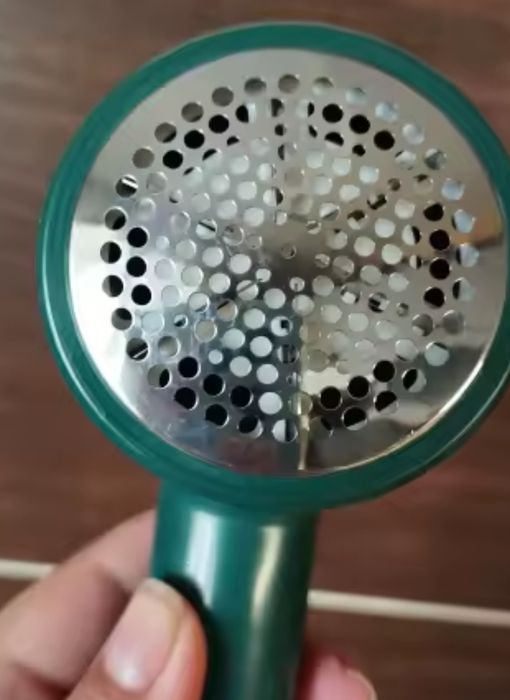 Машинка для снятия катышек на аккумуляторе