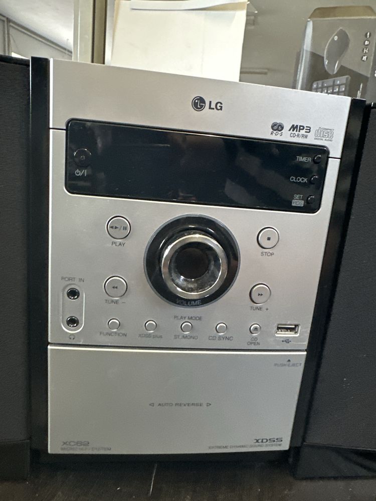Aparelhagem LG com MP3 e USB