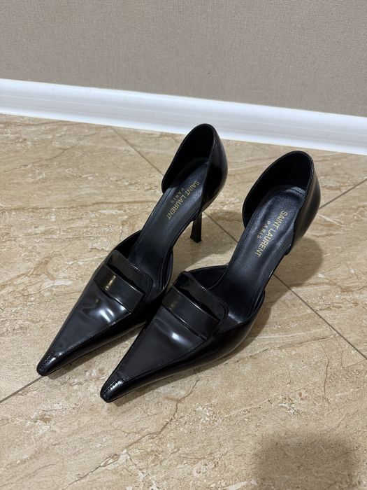 Женские туфли Saint Laurent