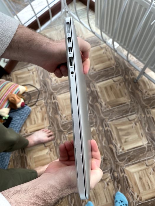 Macbook Pro 15 2015 i7/16/512/Radeon R9 ( возможно оплата криптой )
