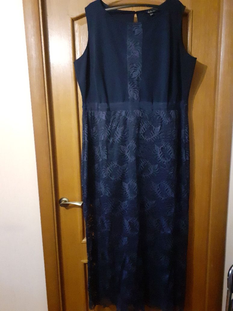 Платье нарядное р.54
