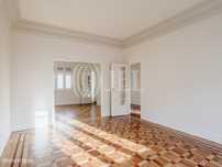 Apartamento T4+2, na Rua Rodrigo da Fonseca, Lisboa