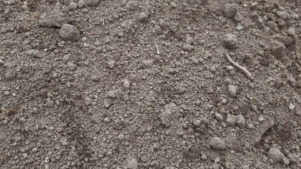 Ziemia humus pod trawnik  piasek, kruszywo, gruz, ż