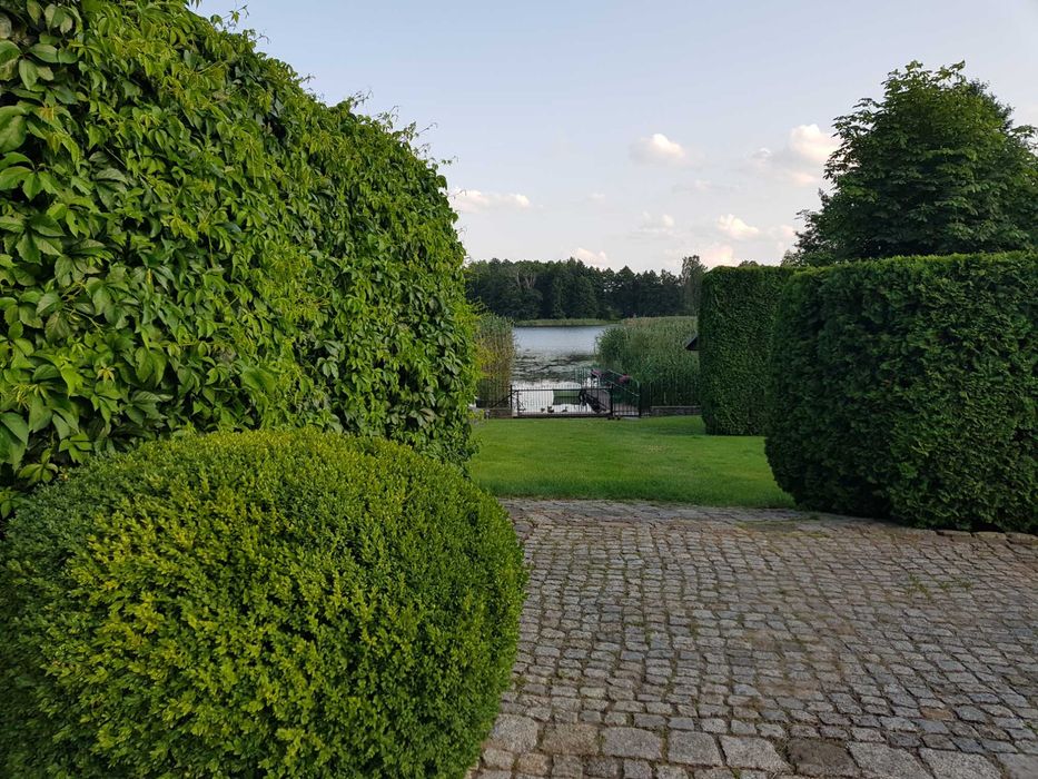 ZATOKA - komfortowe noclegi nad jeziorem, wynajem dla firm