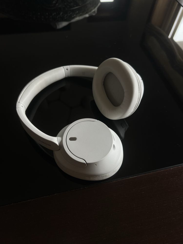 Headphones Sony WH-CH720N Brancos