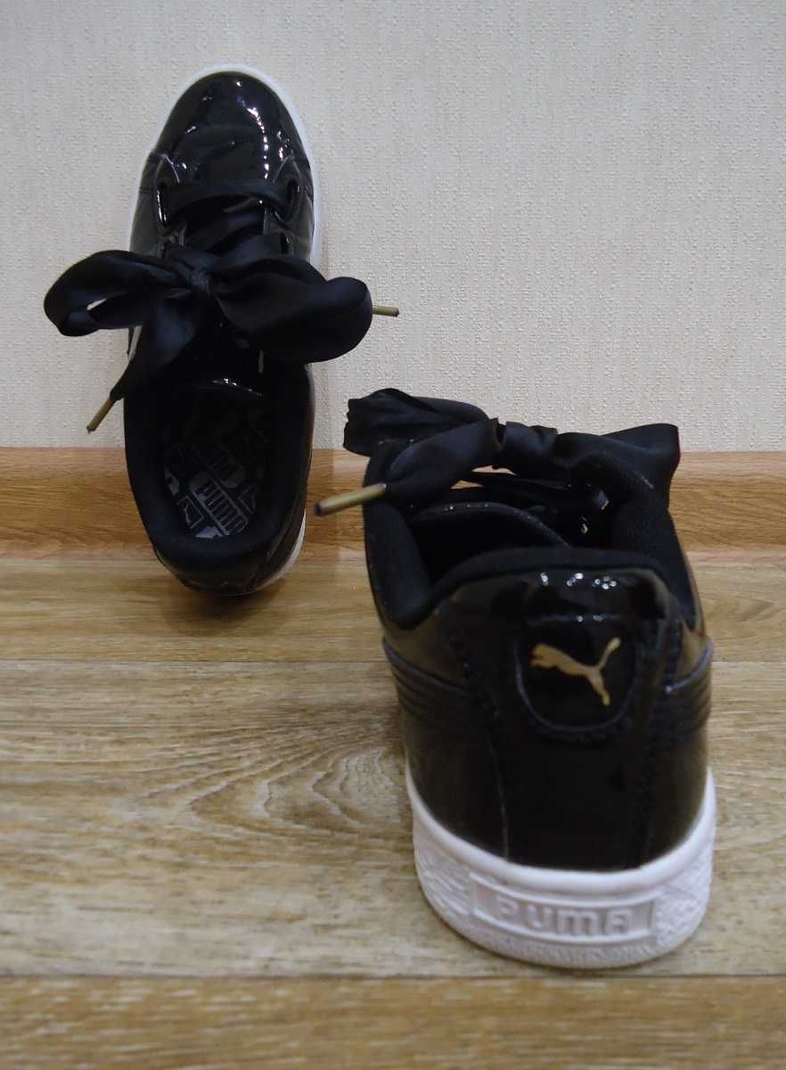 Женские кроссовки Puma Basket Heart Paten