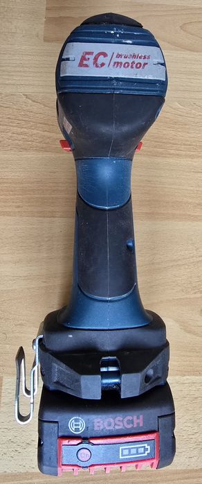 BOSCH GSR 18V-EC Wkrętarko-Wiertarka Bezszczotkowa Aku3.0Ah WALIZKA