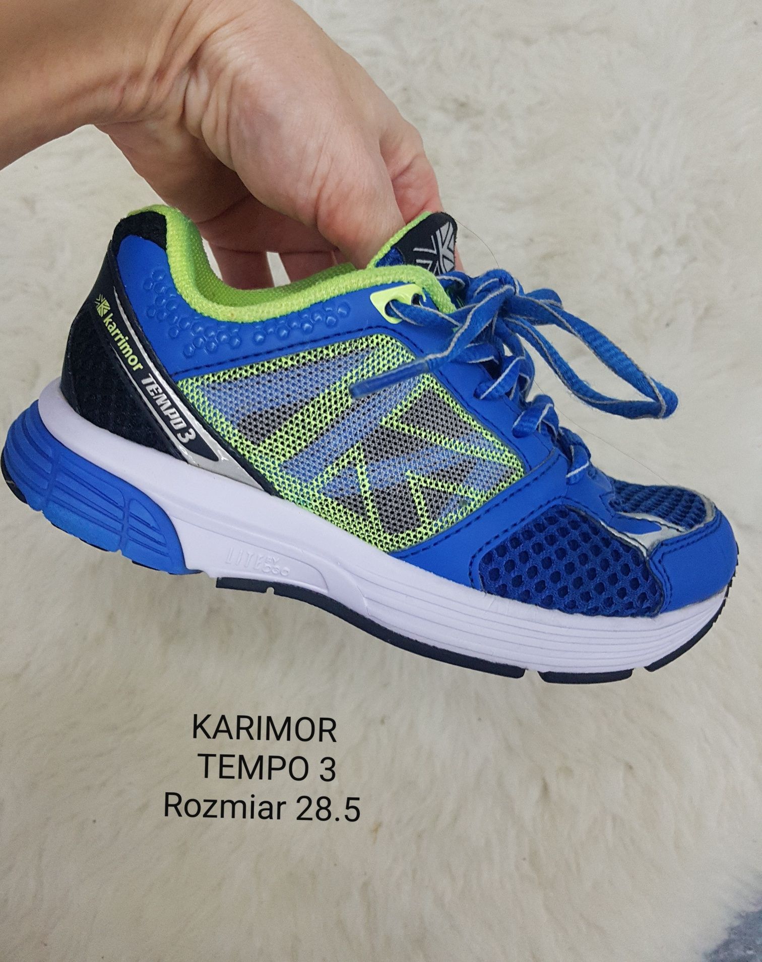 Buty sportowe Karrimor Tempo 3 rozm. 28.5 chłopięce