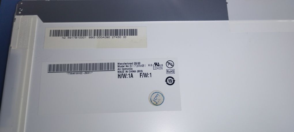 Матрицы для ноутбуков Lvds 15,6",Lvds 17,3"Edp 13,3"