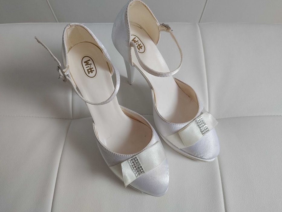 Buty slubne r. 36 biale satynowe