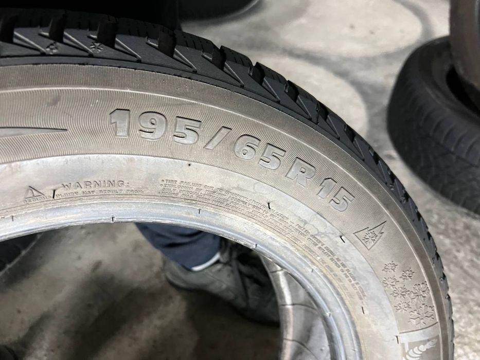 Автошини зимові MICHELIN 195/65/15 (2шт)Колеса,Гума,Скати, Шини)