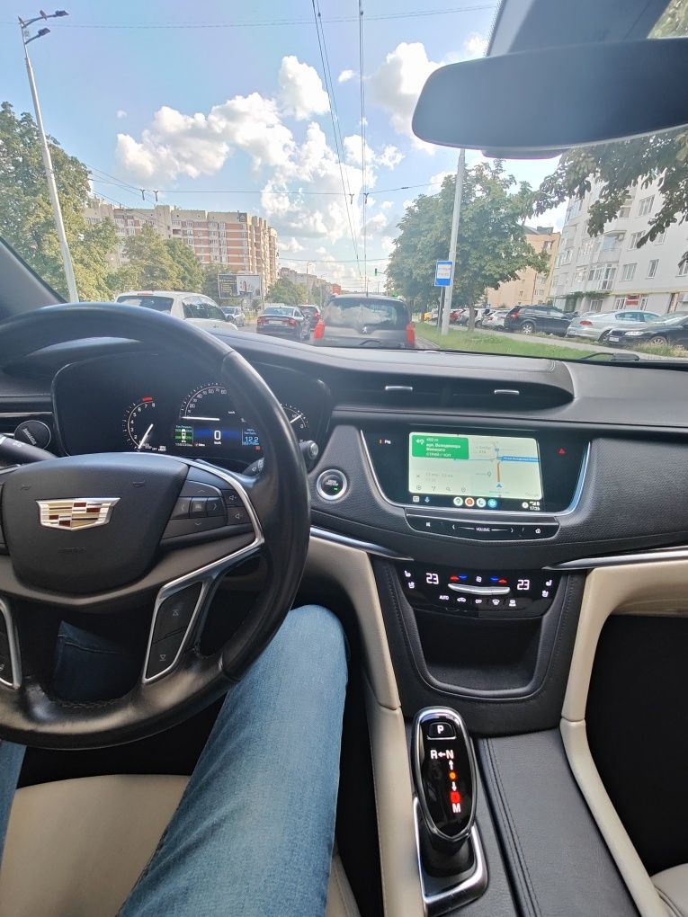 Cadillac xt5 premium luxury