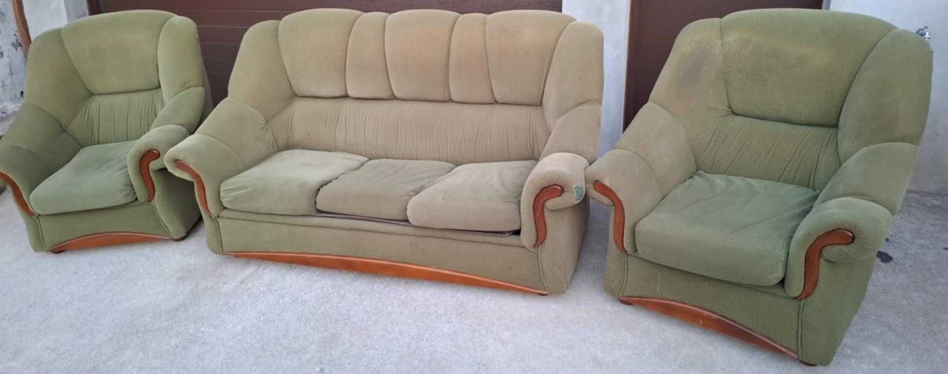 Conjunto 3 sofás um deles sofá cama