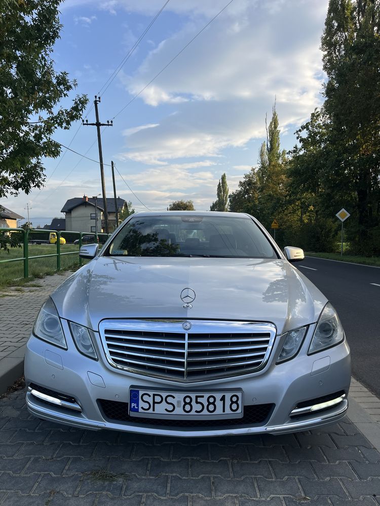 Mercedes E Klasa 220CDi 170KM Sedan Rok 2012 *Po Liftingu* Avantgarde*