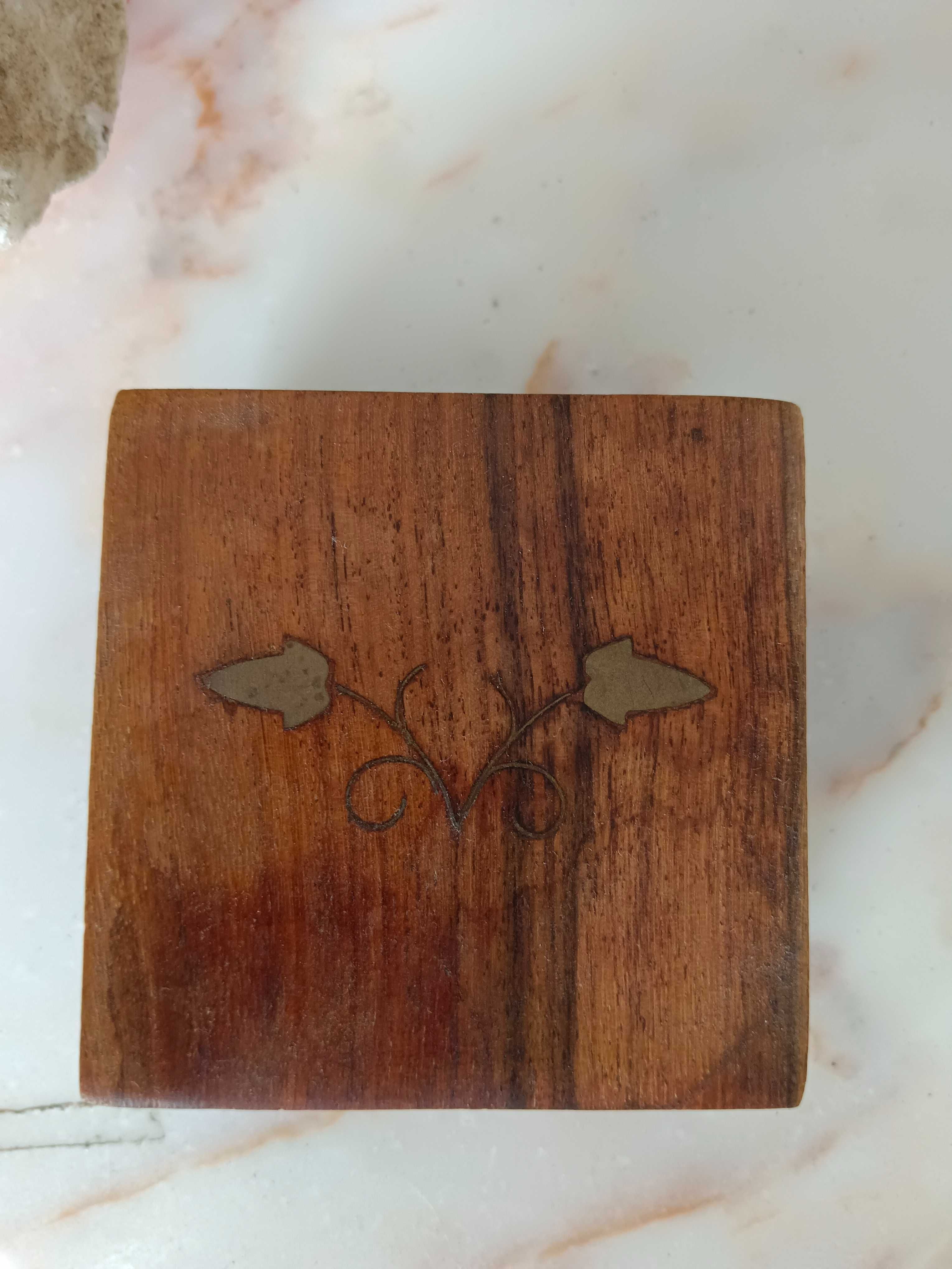 Suporte para vela  + copo para canetas + caixinha de madeira