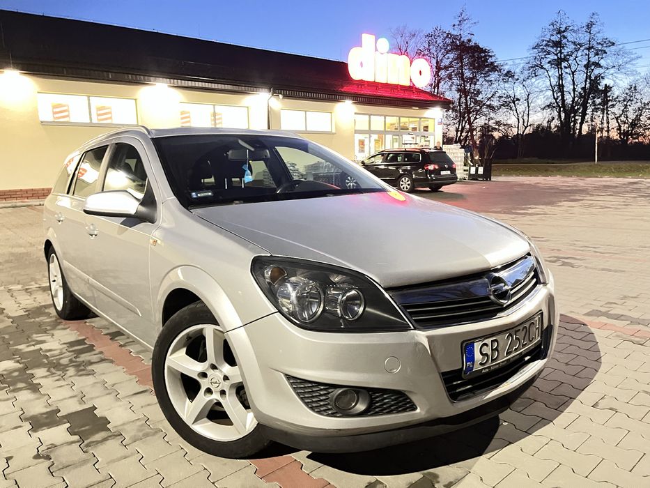Sprzedam Opel Astra 1.8 16V Sport GAZ Klimatronic Tempomat Parktronic