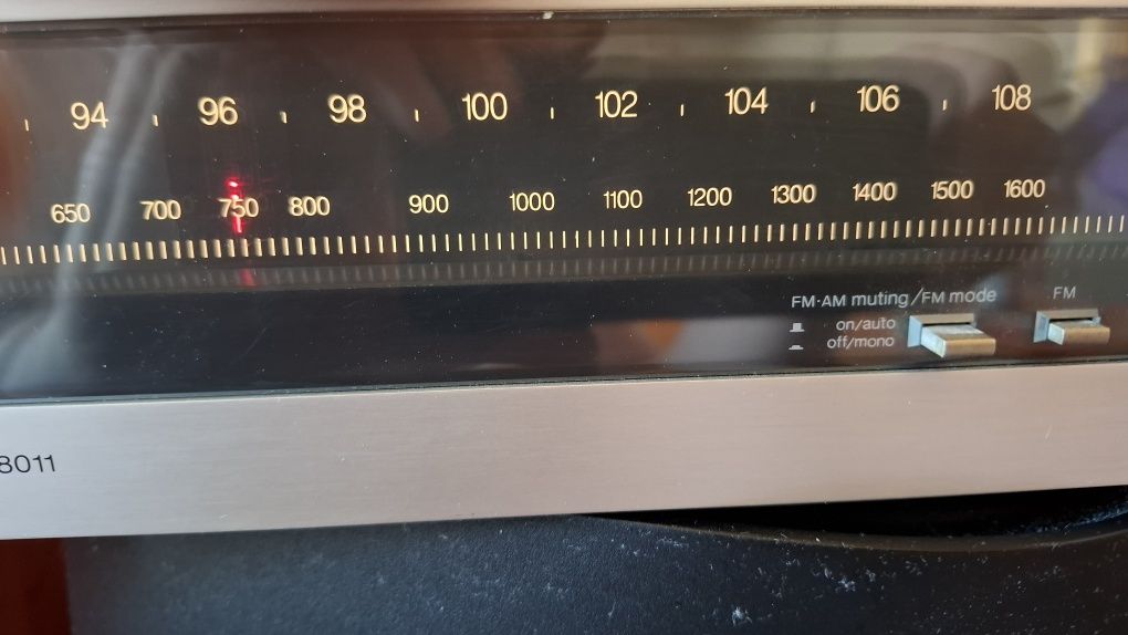 Sprzedam Technics ST 8011