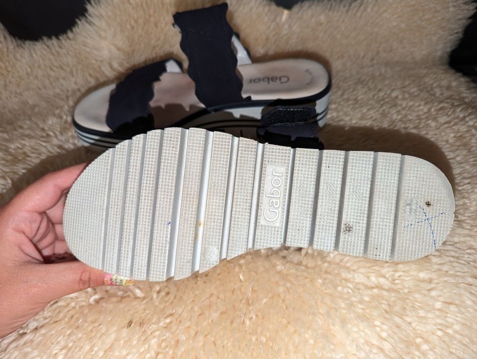 Gabor шльопанці 37 р по устілці 24 см на липучці ширина 8.5 см танкетк