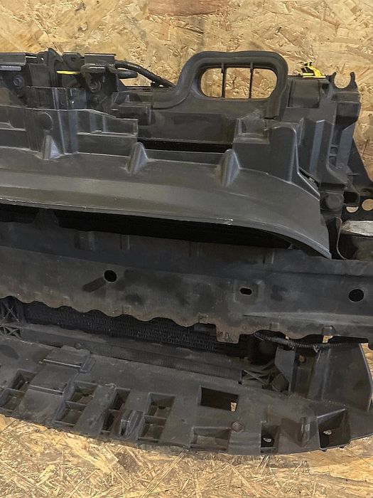 Pas Przedni komplet chłodnic wentylator belka Ford Fiesta MK7/1.4 TDCI