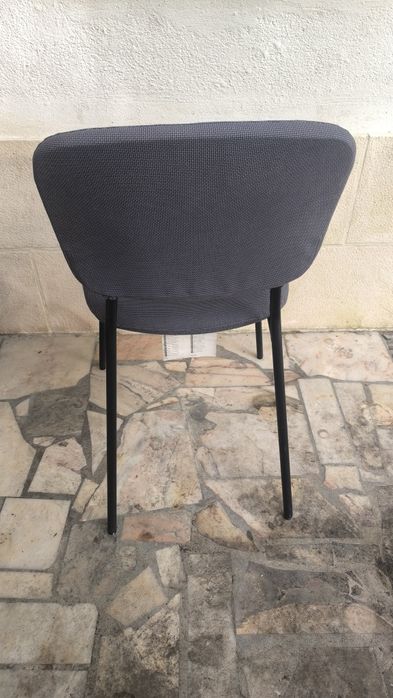 Cadeira Cinzenta Confortável