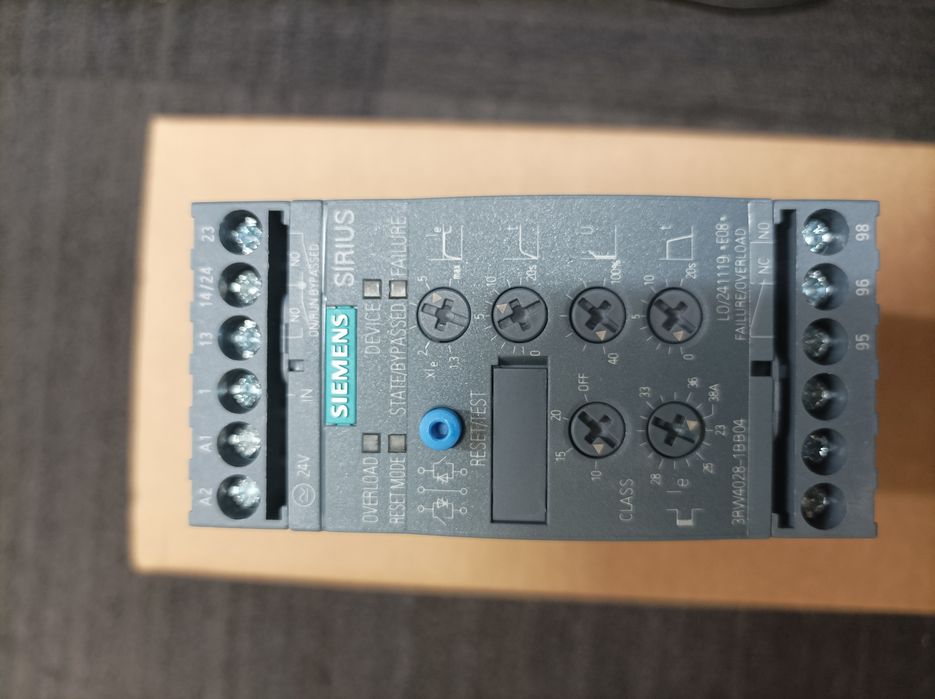 Soft start Siemens 3RW4028-1BB04 18,5 KkW