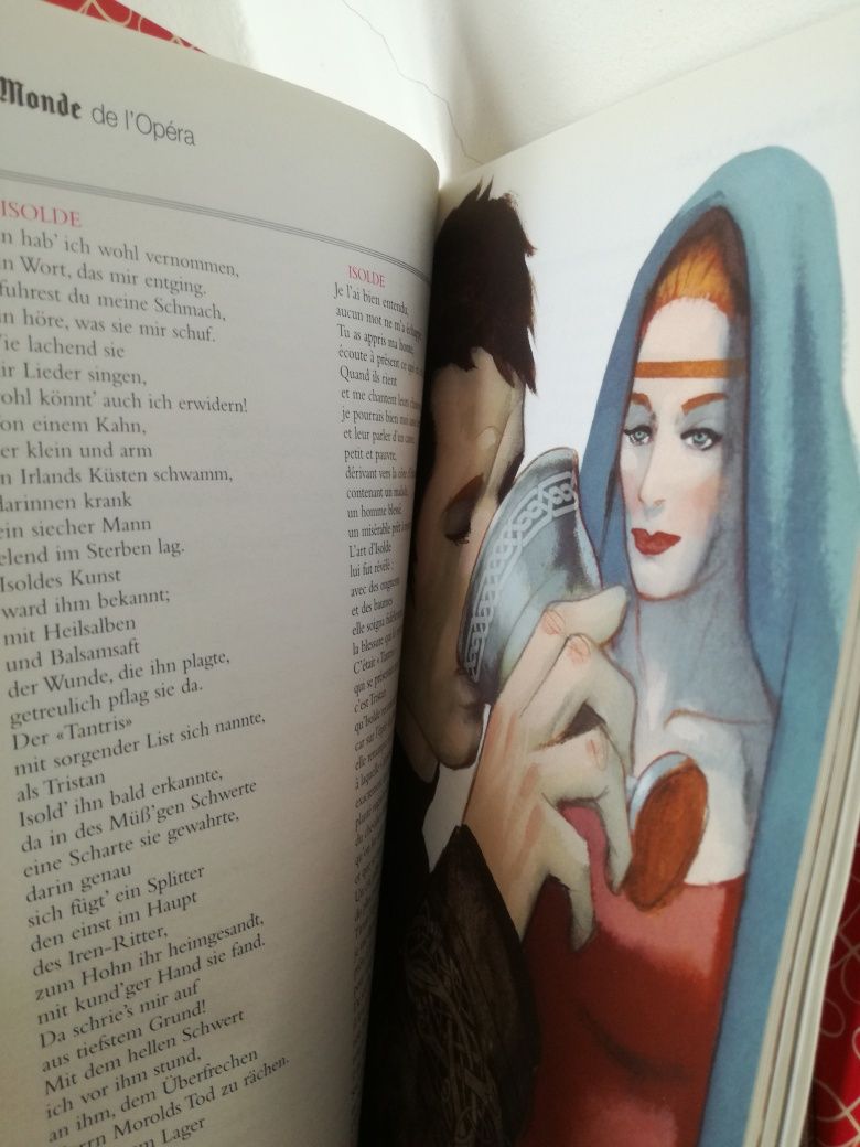 4Cds Tristan et Isolde de Wagner incorporados num livro ilustrado