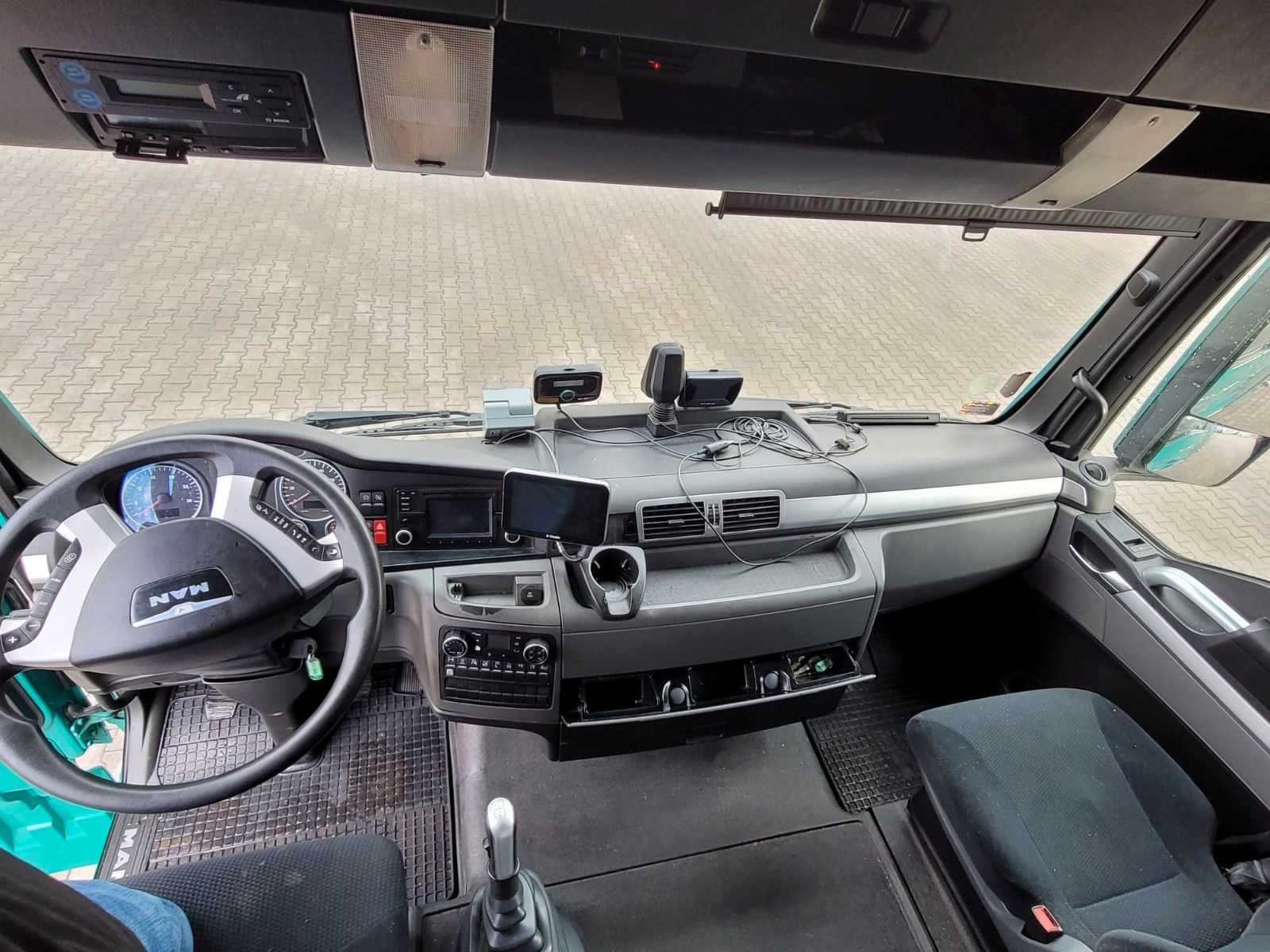 MAN TGX rok produkcji 2016, zestaw jumbo