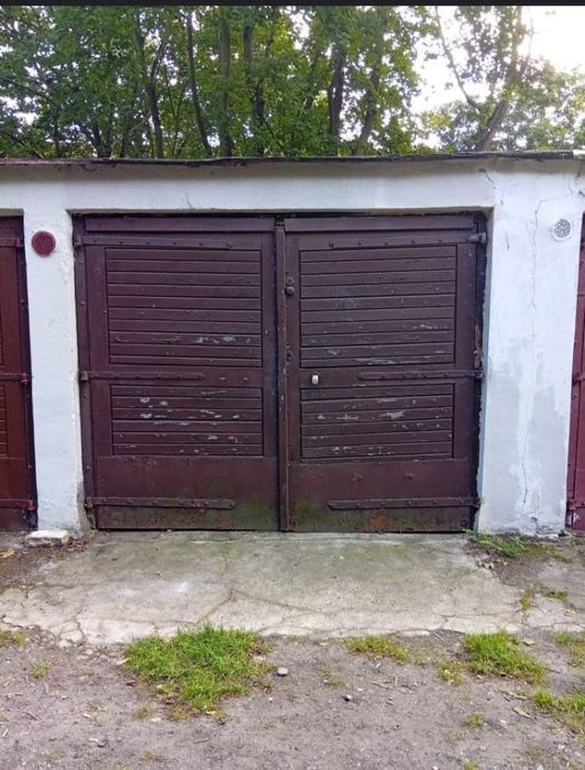 Murowany Garaż z prądem