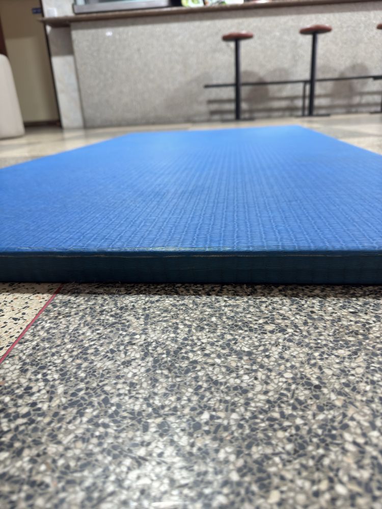 Tatami praticamente novo