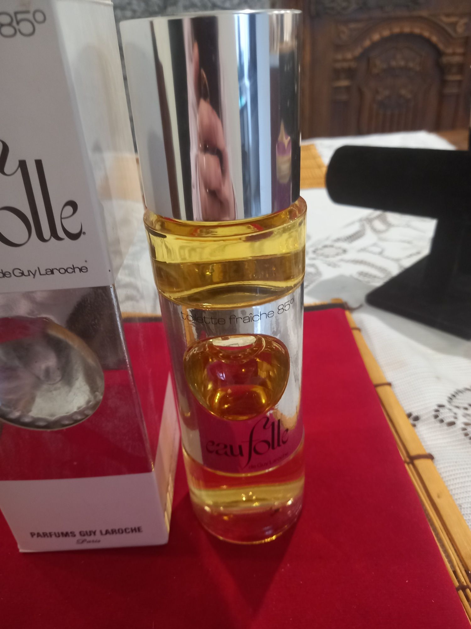 Perfuma De Guy Laroche